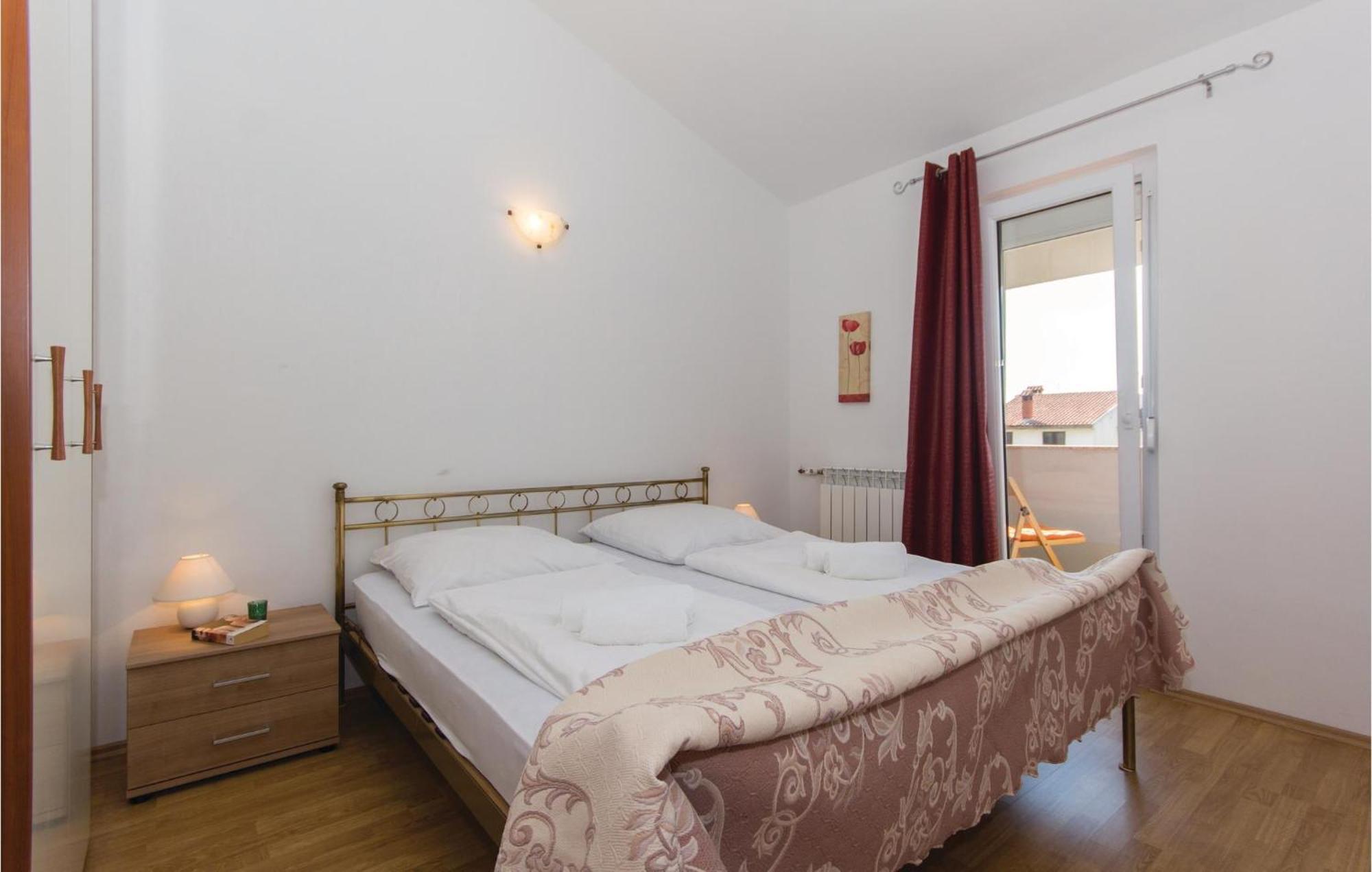 Nice Apartment In Pula With Wifi Apartment *